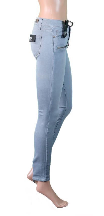 0108 Paige Blue Jeans 2