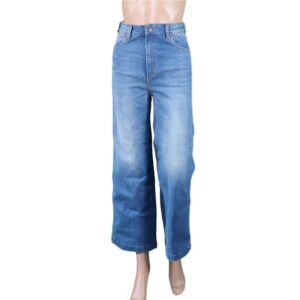 0402 Wrangler Blue Jeans 1