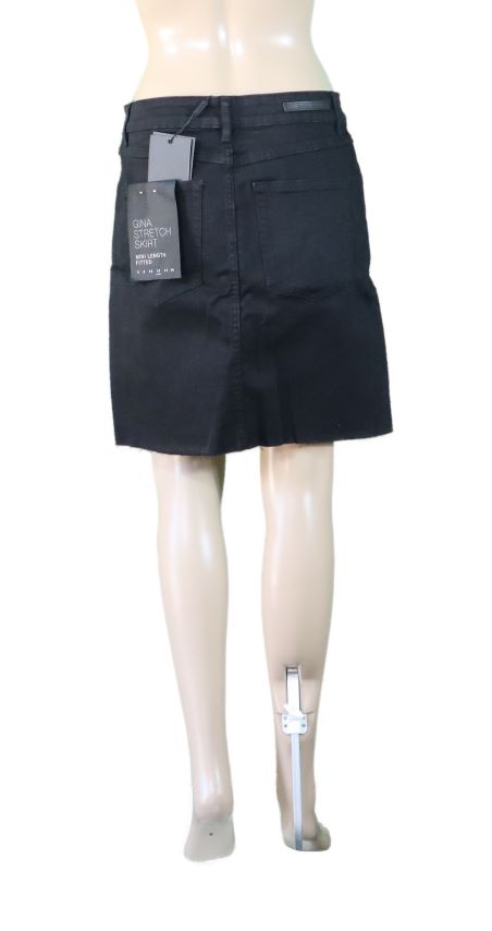 14 Decjuba Black Skirt 3