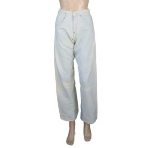 14a04 Levis Blue Jeans 1