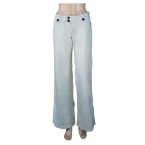 14b04 Levis Blue Jeans 1