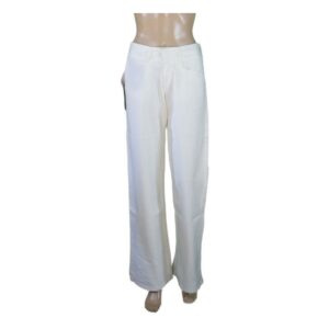 14b07 Levis White Jeans 1