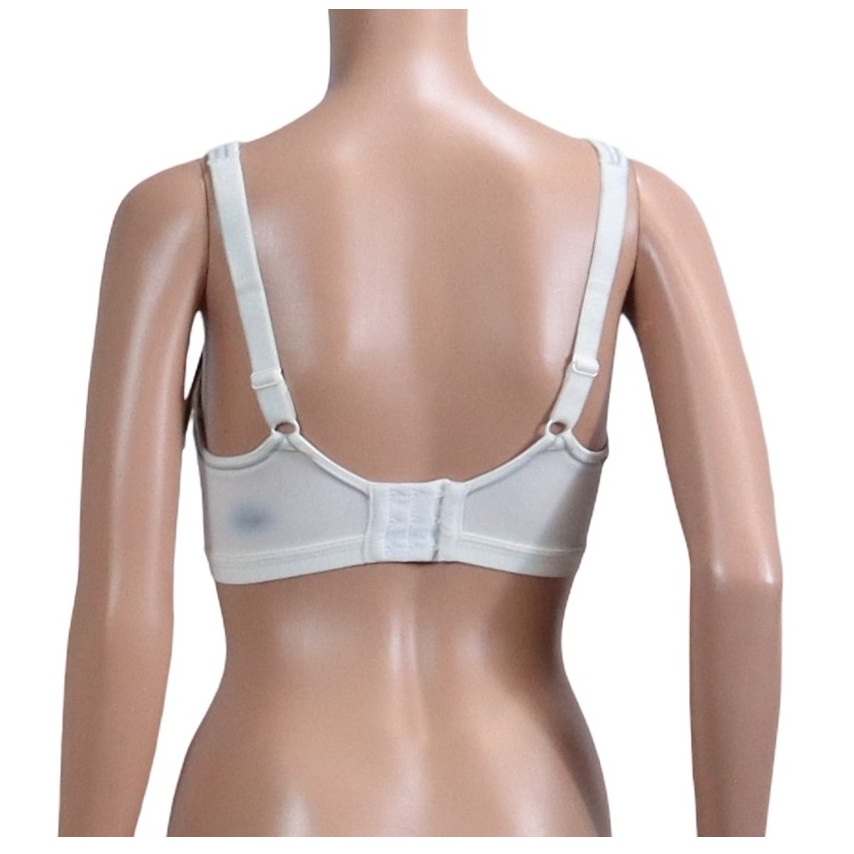16 Berlei Advantaqe White Bra 3
