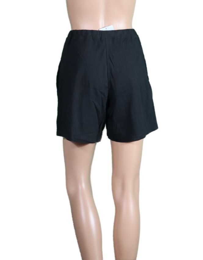 AW0623 Reebok Black Shorts 3