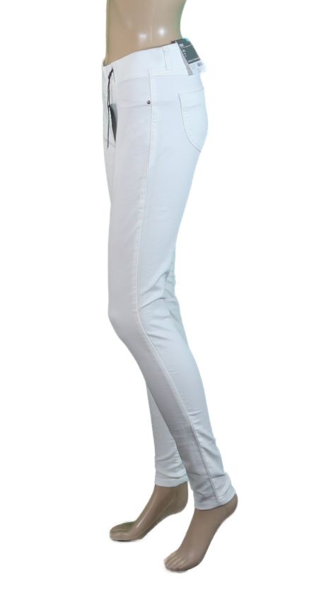 DP15 Eden White 4